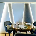 The Quark Modern Designed 2br * Craiova