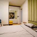 The Quark Modern Designed 2br * Craiova