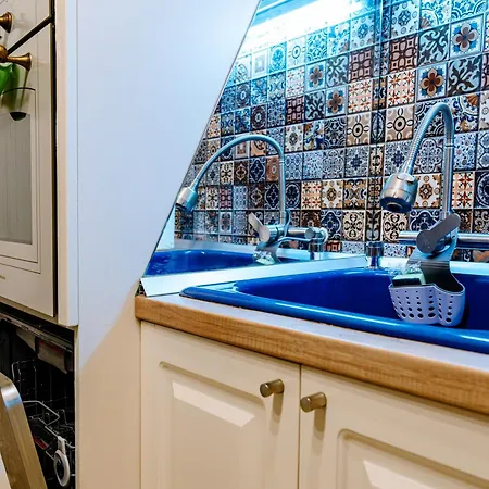 Apartment The Quark Modern Designed 2br