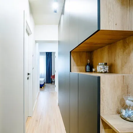 Apartment The Quark Modern Designed 2br Craiova