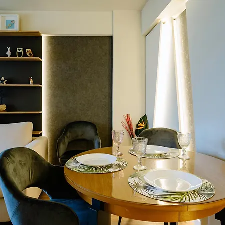 Apartment The Quark Modern Designed 2br