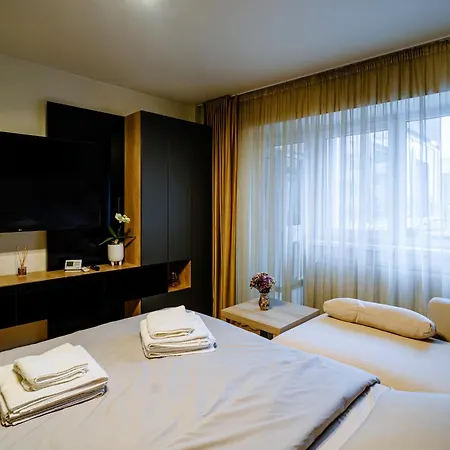 The Quark Modern Designed 2br Lägenhet Craiova