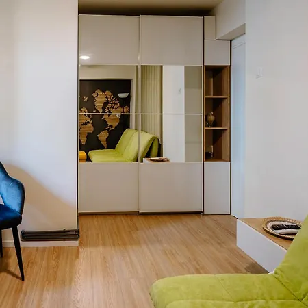 Lägenhet The Quark Modern Designed 2br Craiova