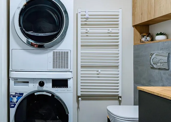 The Quark Modern Designed 2br アパート クラヨーヴァ